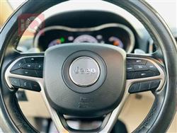 جیپ گراند شیرۆکی